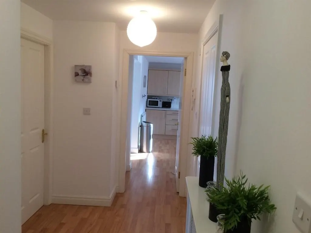 Oceans 12 Apartment Whitby
